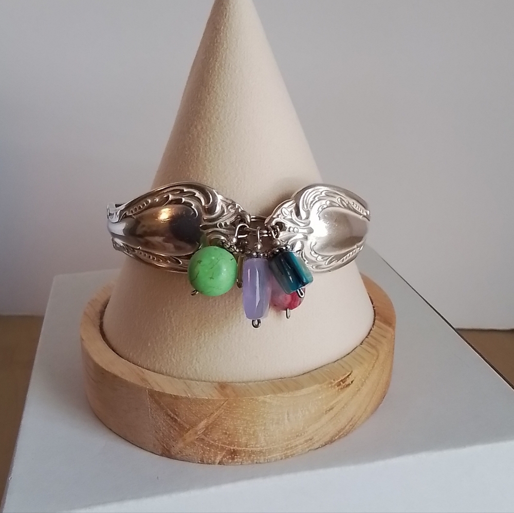 Vintage Oneida Handmade Spoon Bracelet With Gemstones - Picture 3 of 7